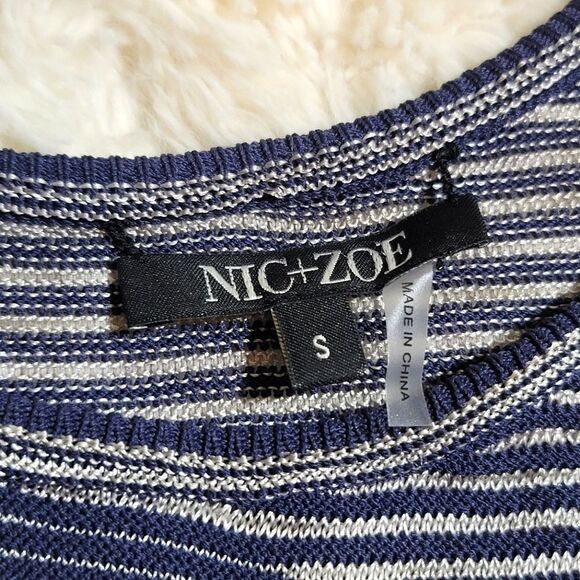 Nic+Zoe Asymmetrical Striped Textured Long Sleeve Stretch Navy & White Tunic Top - Picture 7 of 8